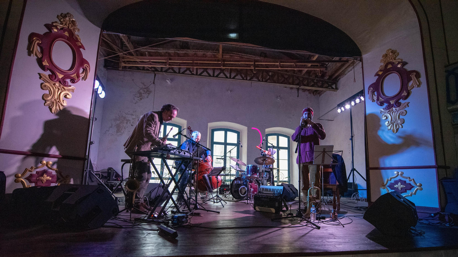 El concierto de Time Line de RizomaRecords en Tarifa, en imágenes