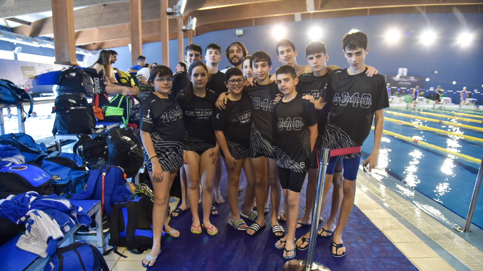 Las fotos de la primera jornada del IV Trofeo Natación ‘Villa de Los Barrios’
