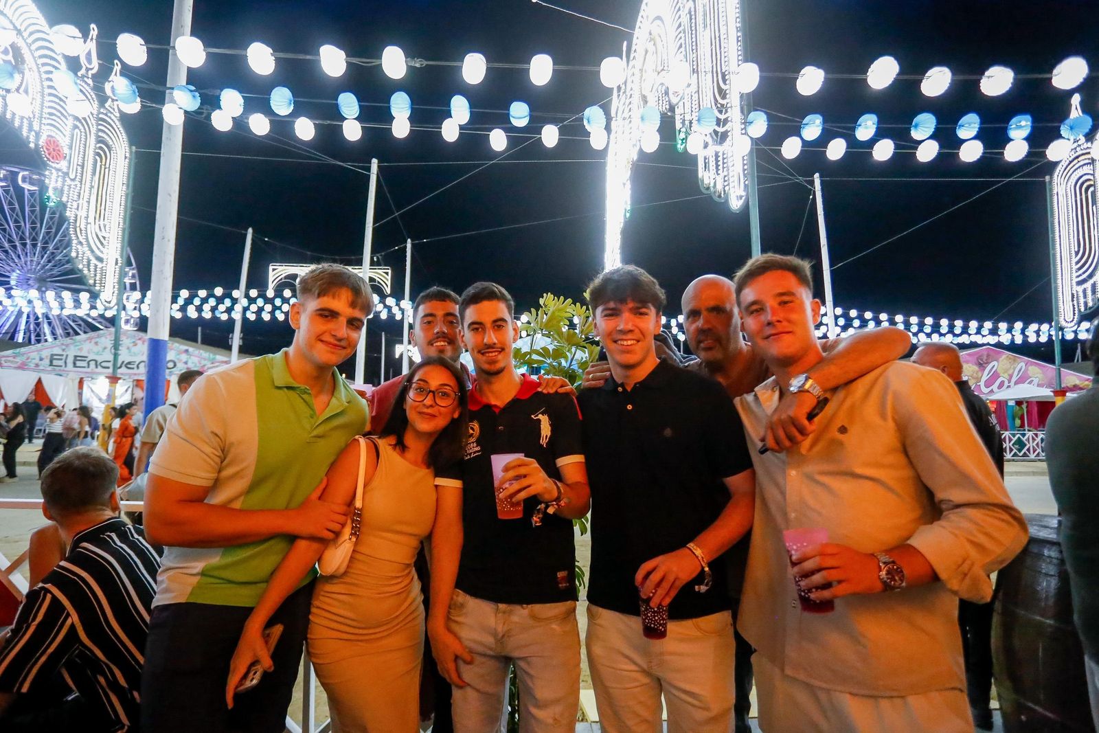 Búscate en las fotos del lunes en la Feria de La Línea