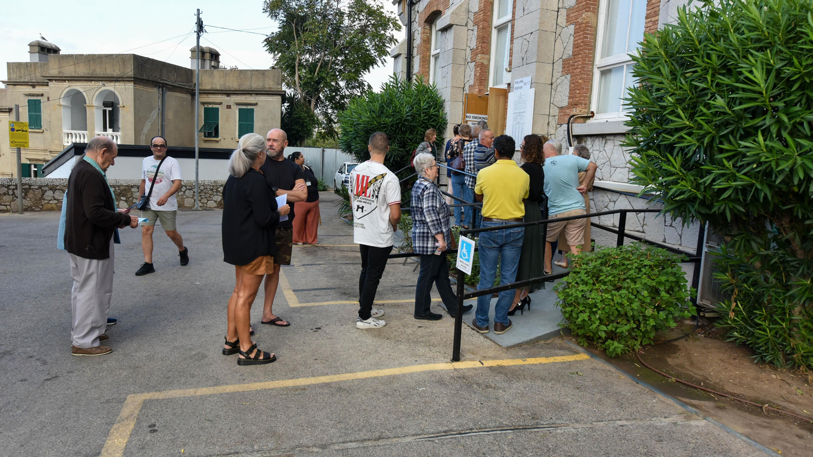 La jornada electoral en Gibraltar, en imágenes