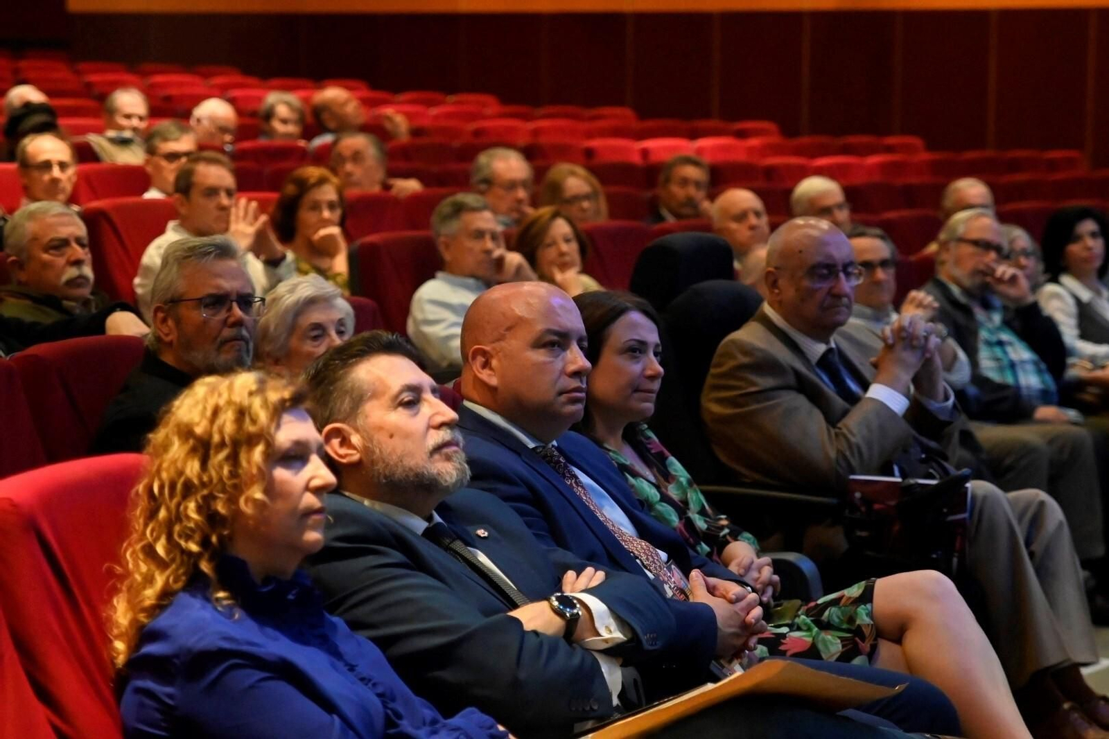 La presentación del libro de Manuel Concha sobre el flamenco en las artes plásticas, en imágenes La presentación del libro de Manuel Concha sobre el flamenco en las artes plásticas, en imágenes