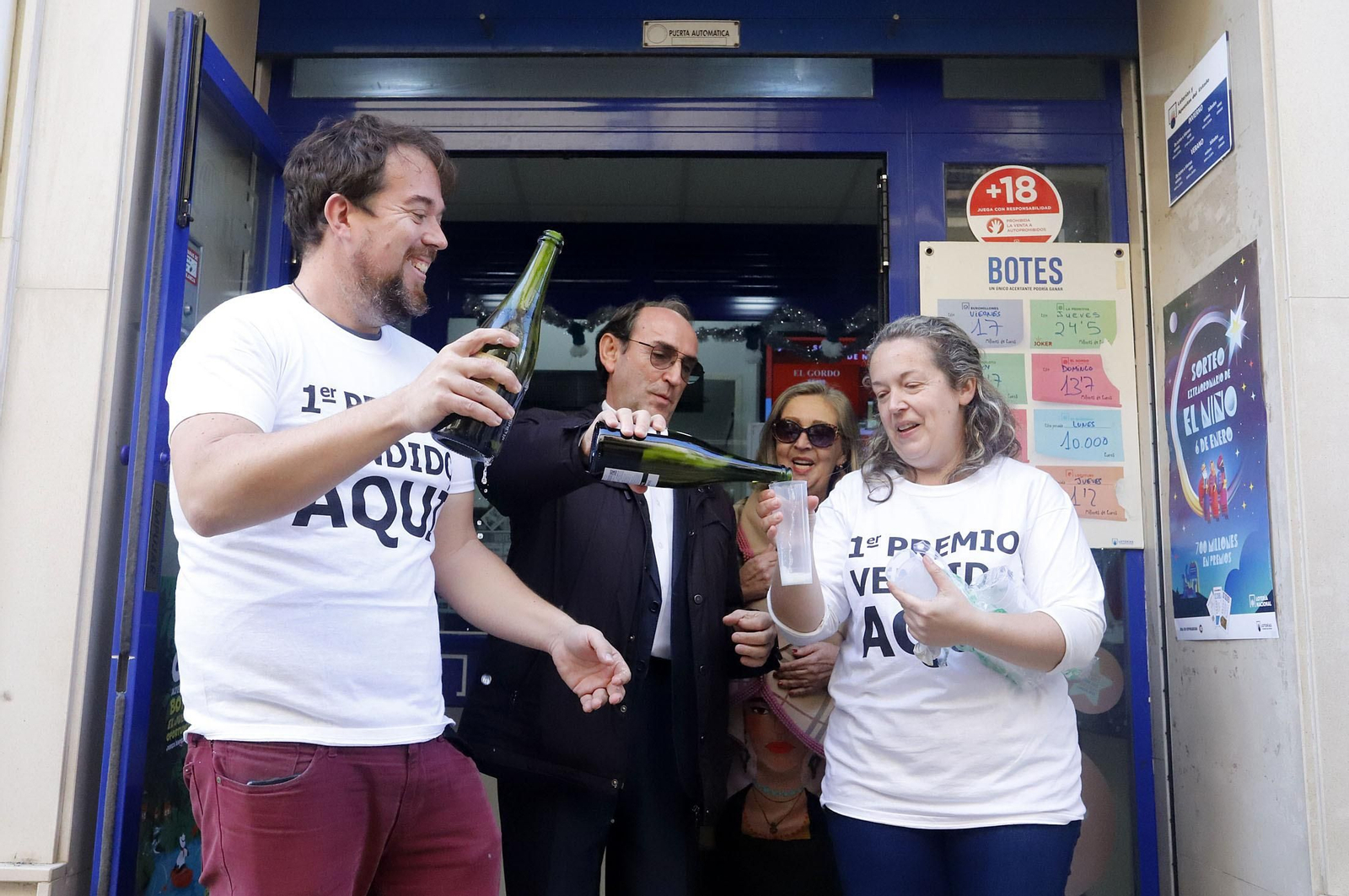 Las mejores imágenes del Gordo de la Lotería en Gibraleón