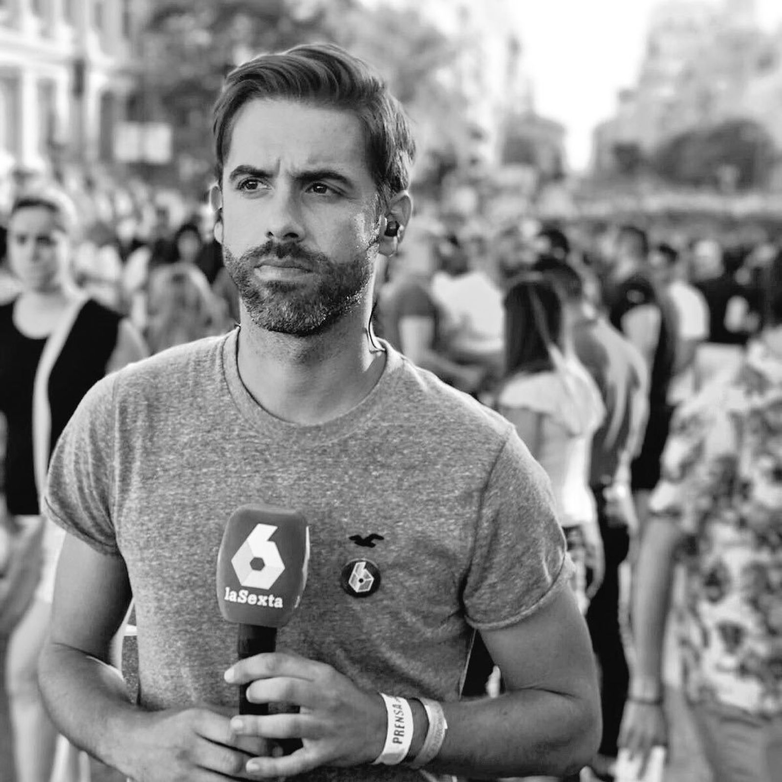 Yélamo, ejerciendo su labor como reportero de La Sexta.