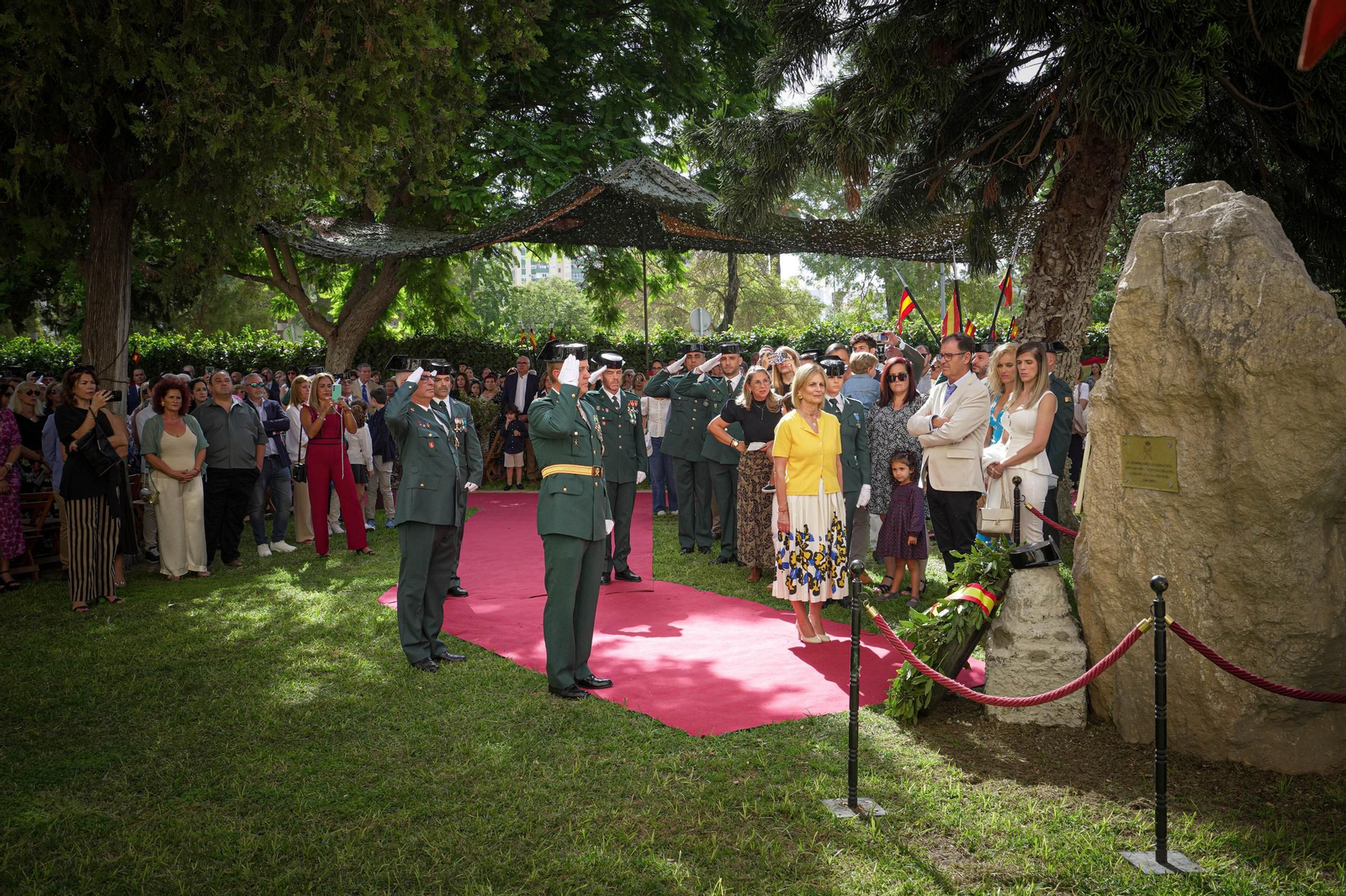Celebración del Día del Pilar en el cuartel de la Guardia Civil de Jerez