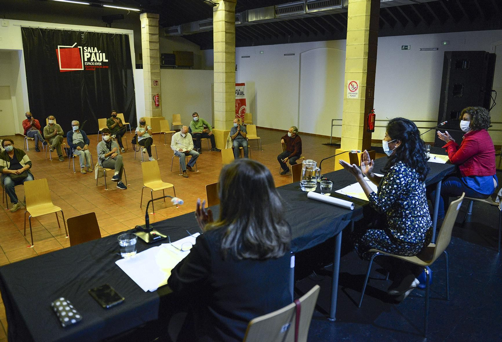 Imagen del pleno del Consejo Local del Voluntariado.