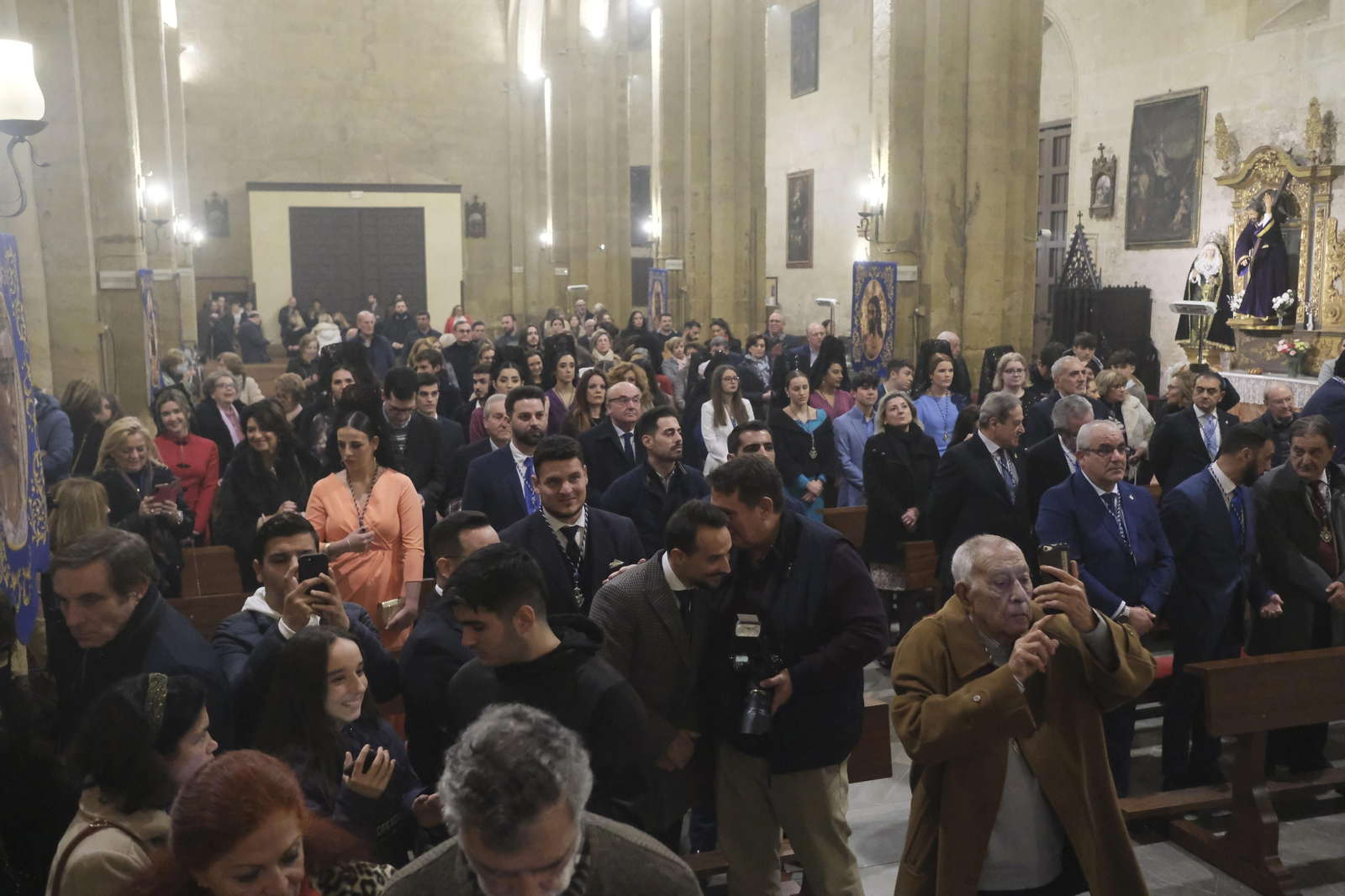 La nueva corona de la Virgen de la Alegría de Córdoba, en imágenes