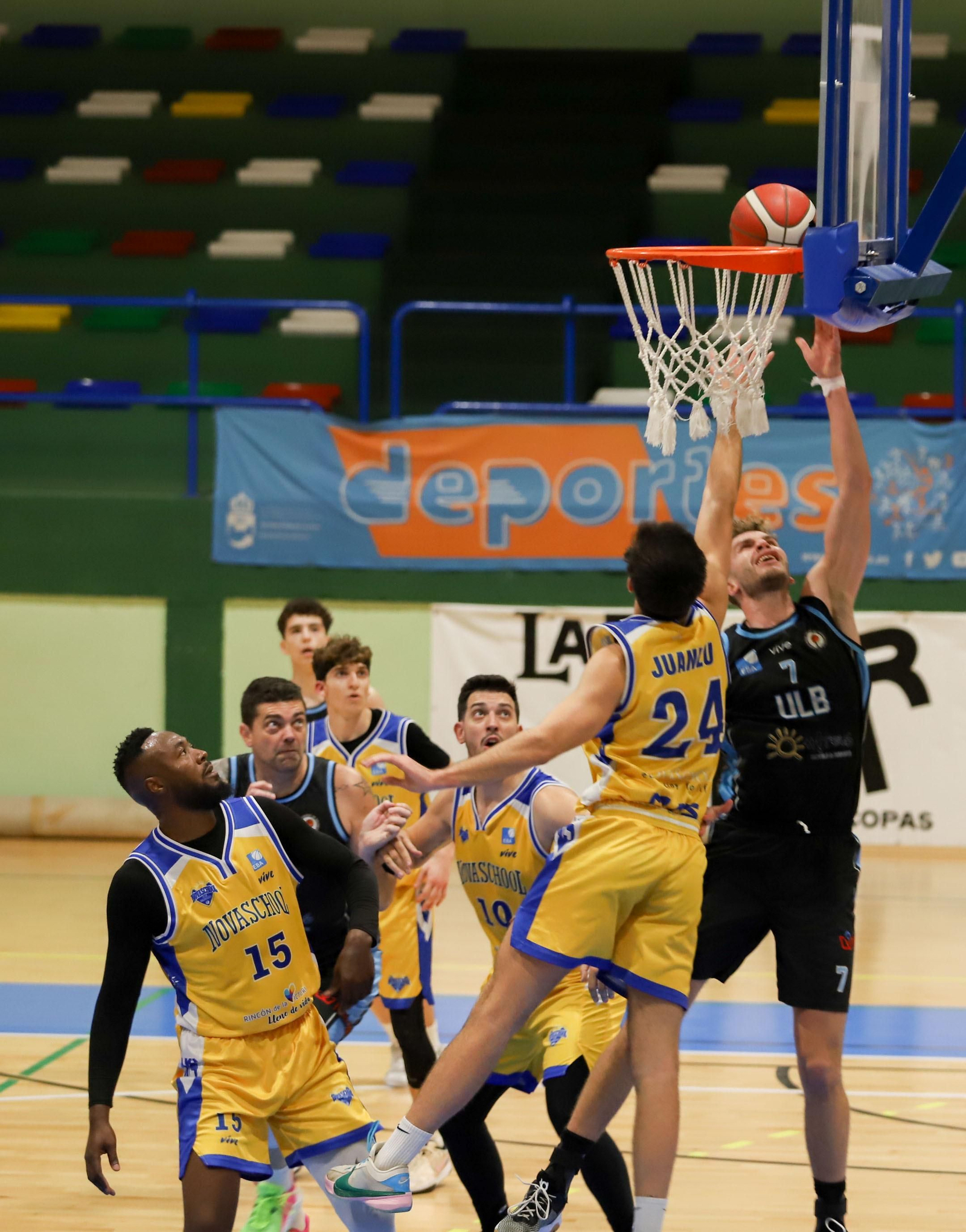 Las fotos del ULB-Novaschool de Liga EBA