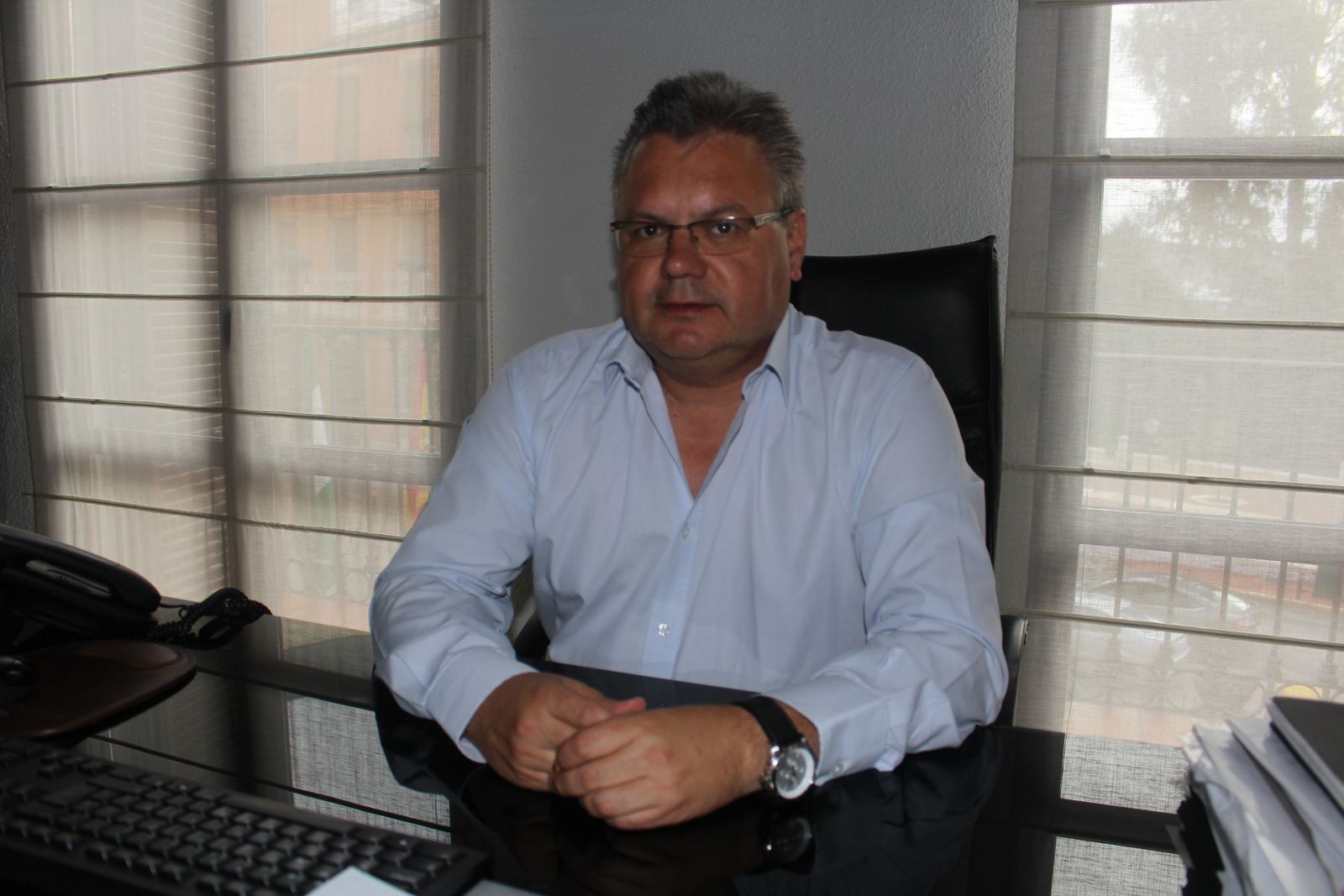El alcalde de Puente Genil, Esteban Morales.