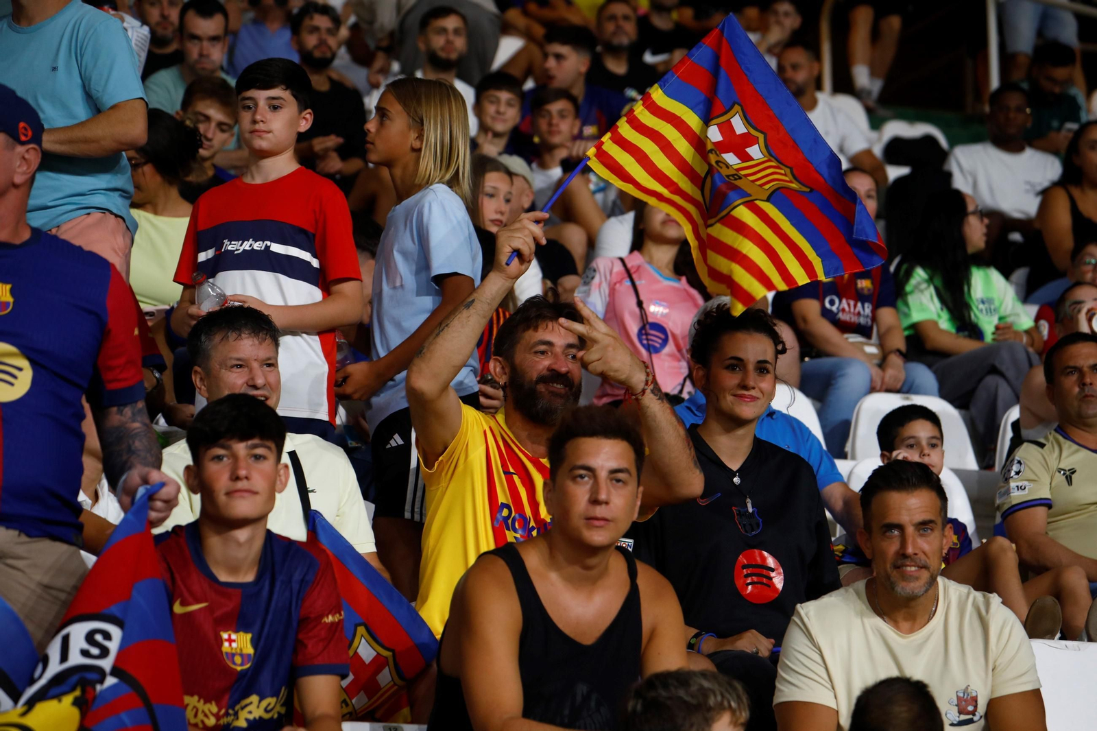Las mejores fotos del Barcelona - Racing Club de la final del Mundial de Clubes juvenil en El Arcángel