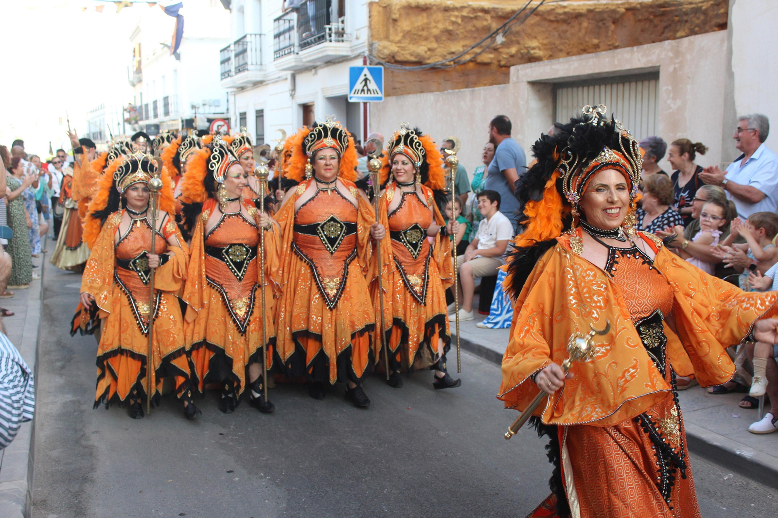 El desfile de Moros y Cristianos de Vera, en imágenes