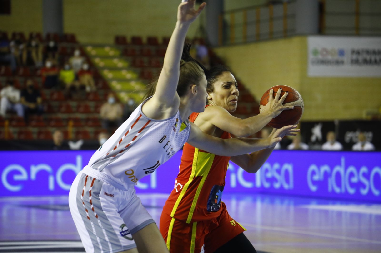 Las imágenes del triunfo de España ante Bélgica en Córdoba.
