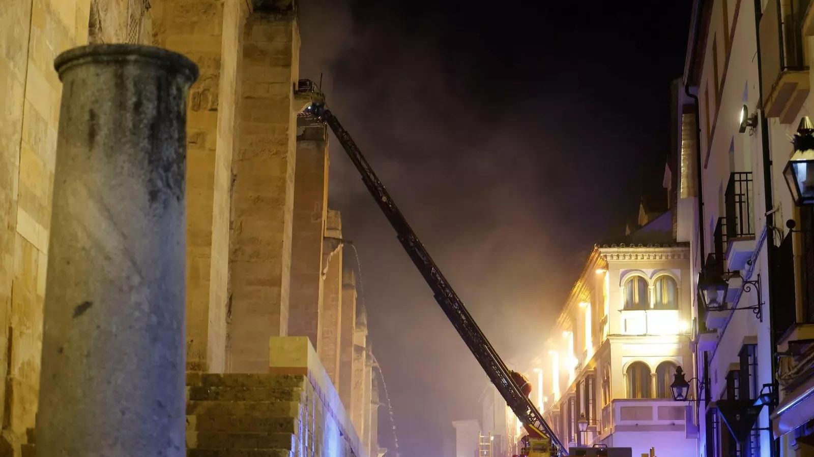 El incendio de la Mezquita-Catedral de Córdoba