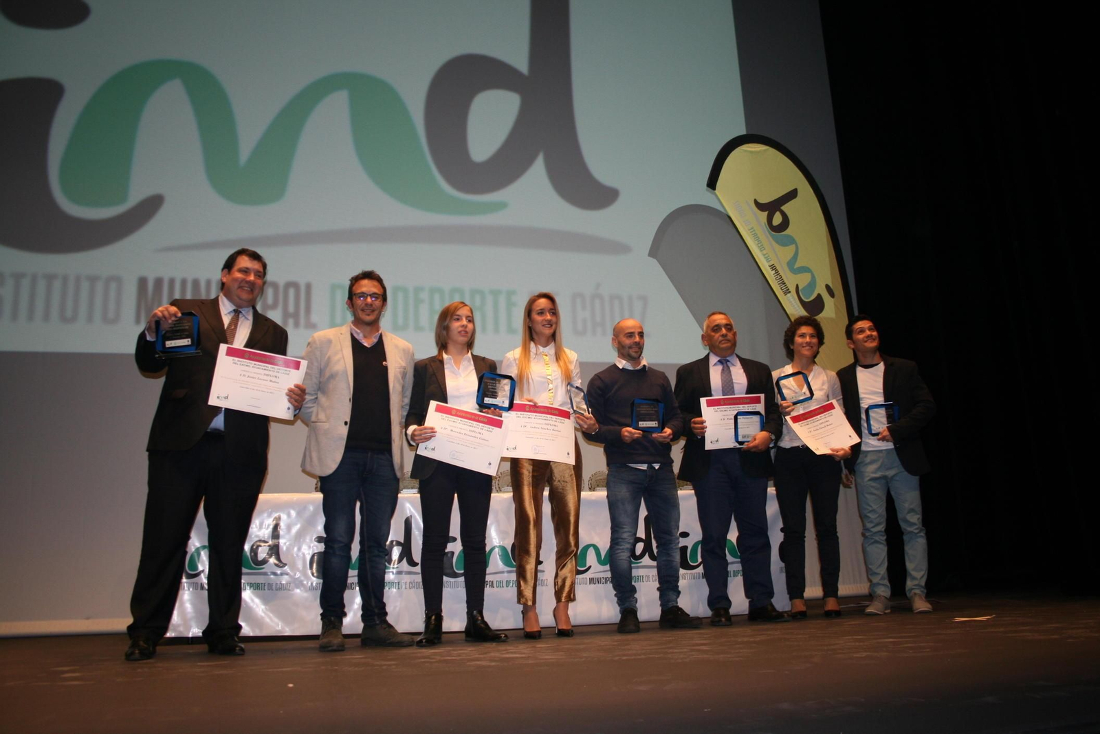 Celebrado el acto de entrega de los Premios Ciudad de Cádiz de DeportesEl equipo masculino del San Fernando, ante la mejor selección femenina del mundo