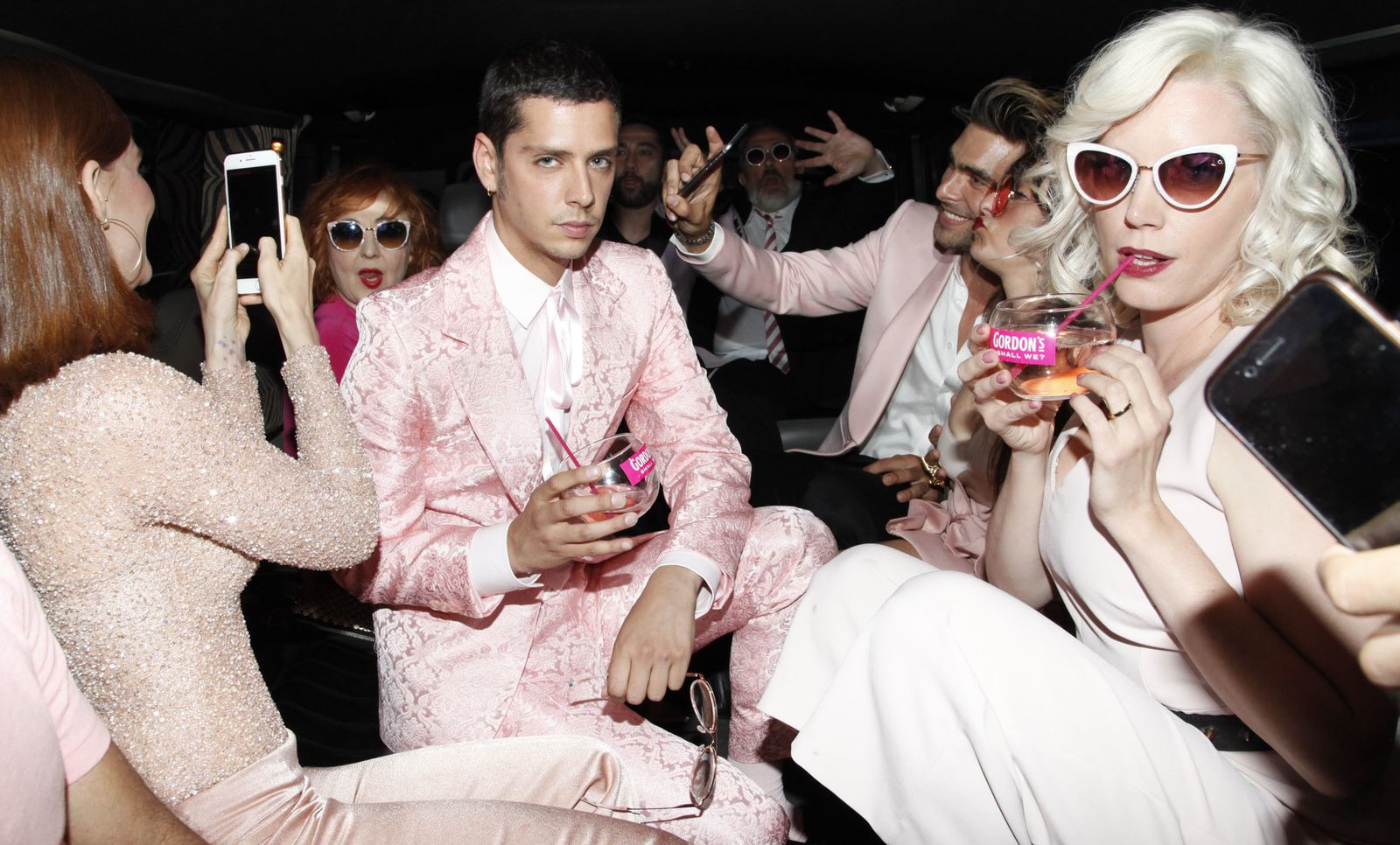 Parte del elenco en la Gordon´s Pink afterparty