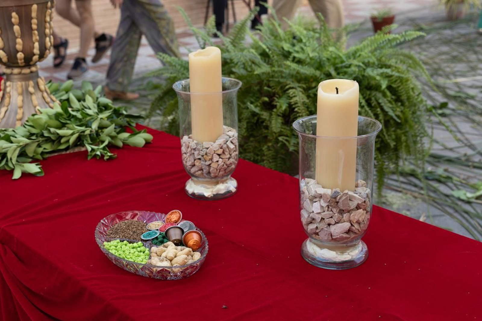 Los vecinos de Villardompardo exponen las obras de su Corpus un año más, en imágenes