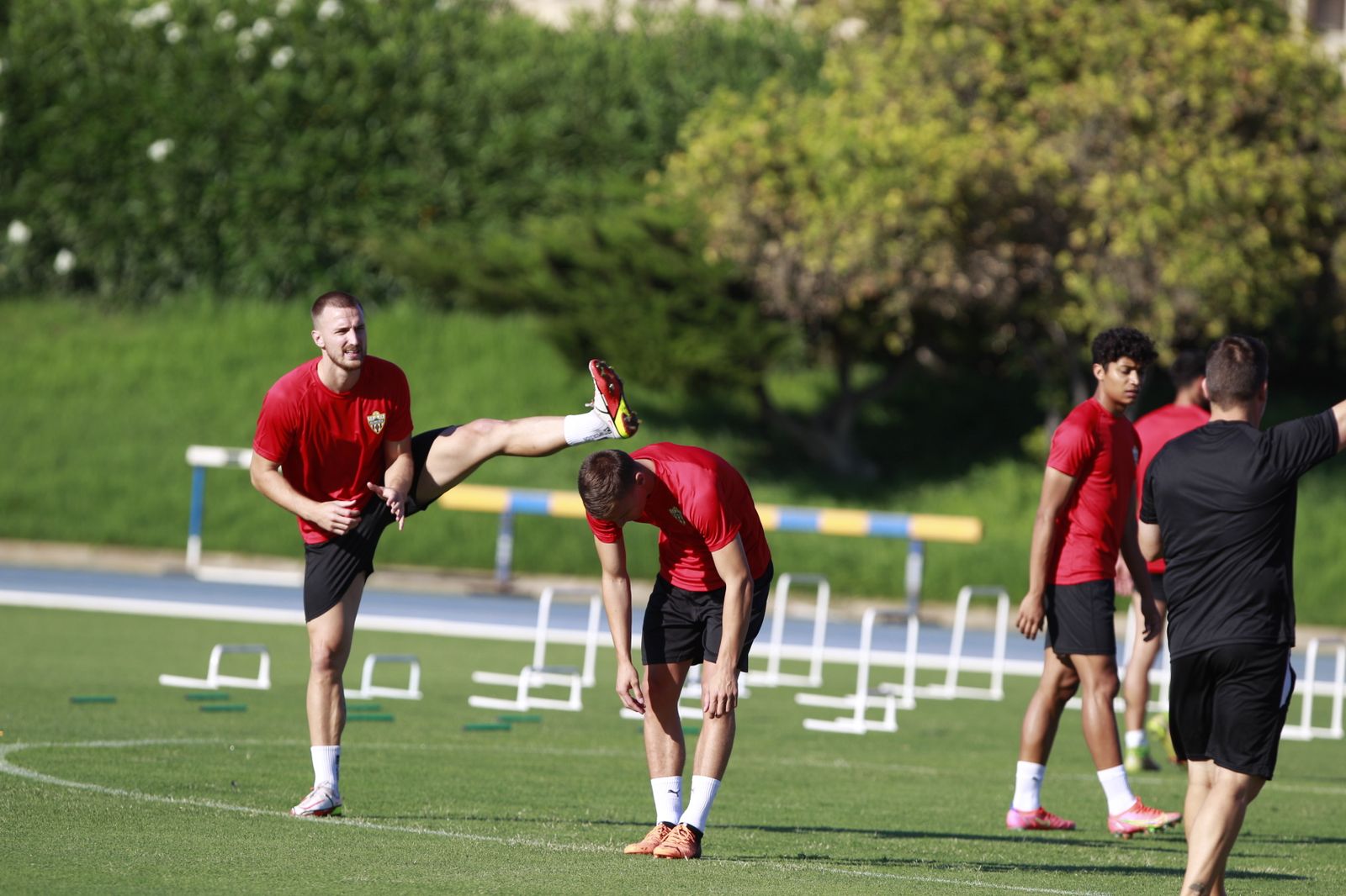 Imágenes del primer entramiento de la U.D. Almería en la Liga Santander, temporada 2022-2023