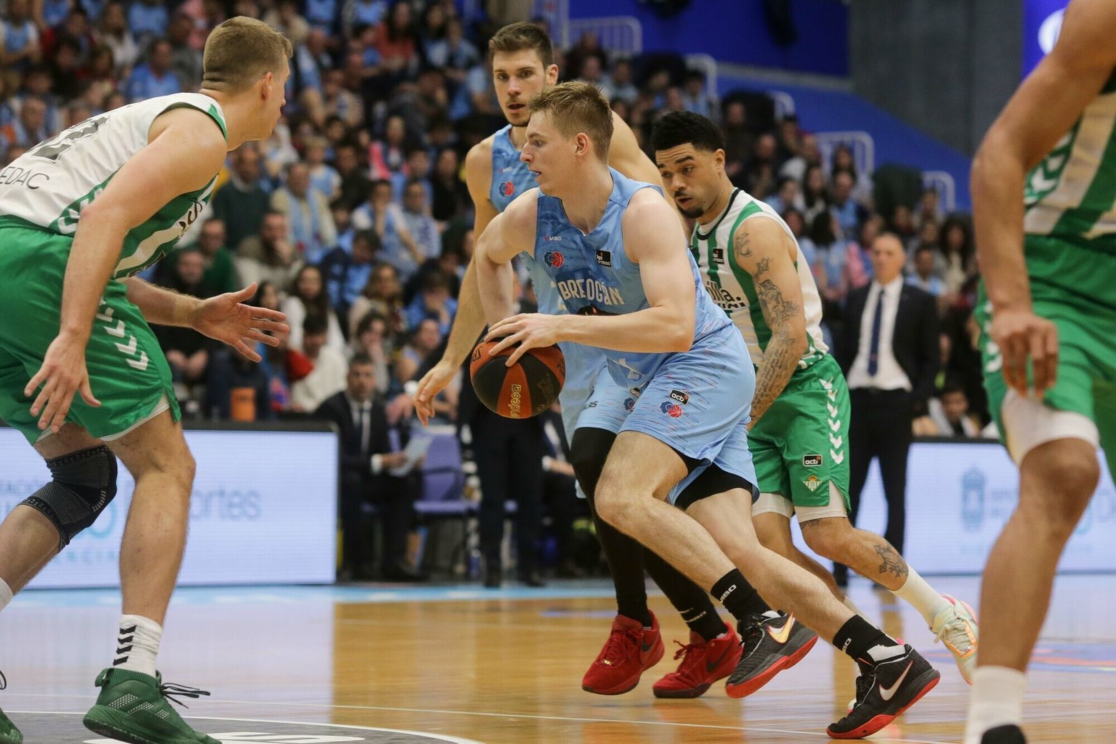 Las fotos del triunfo del Betis Baloncesto sobre el Breogán