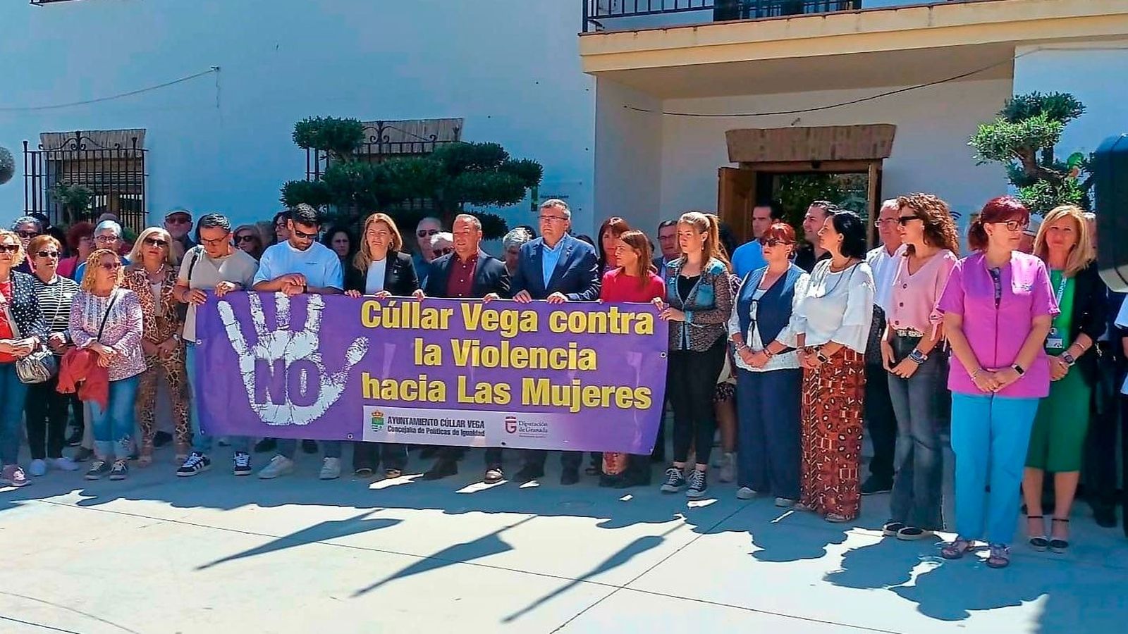 Concentración contra la violencia machista el pasado 19 de mayo en Cúllar Vega en repulsa del suceso