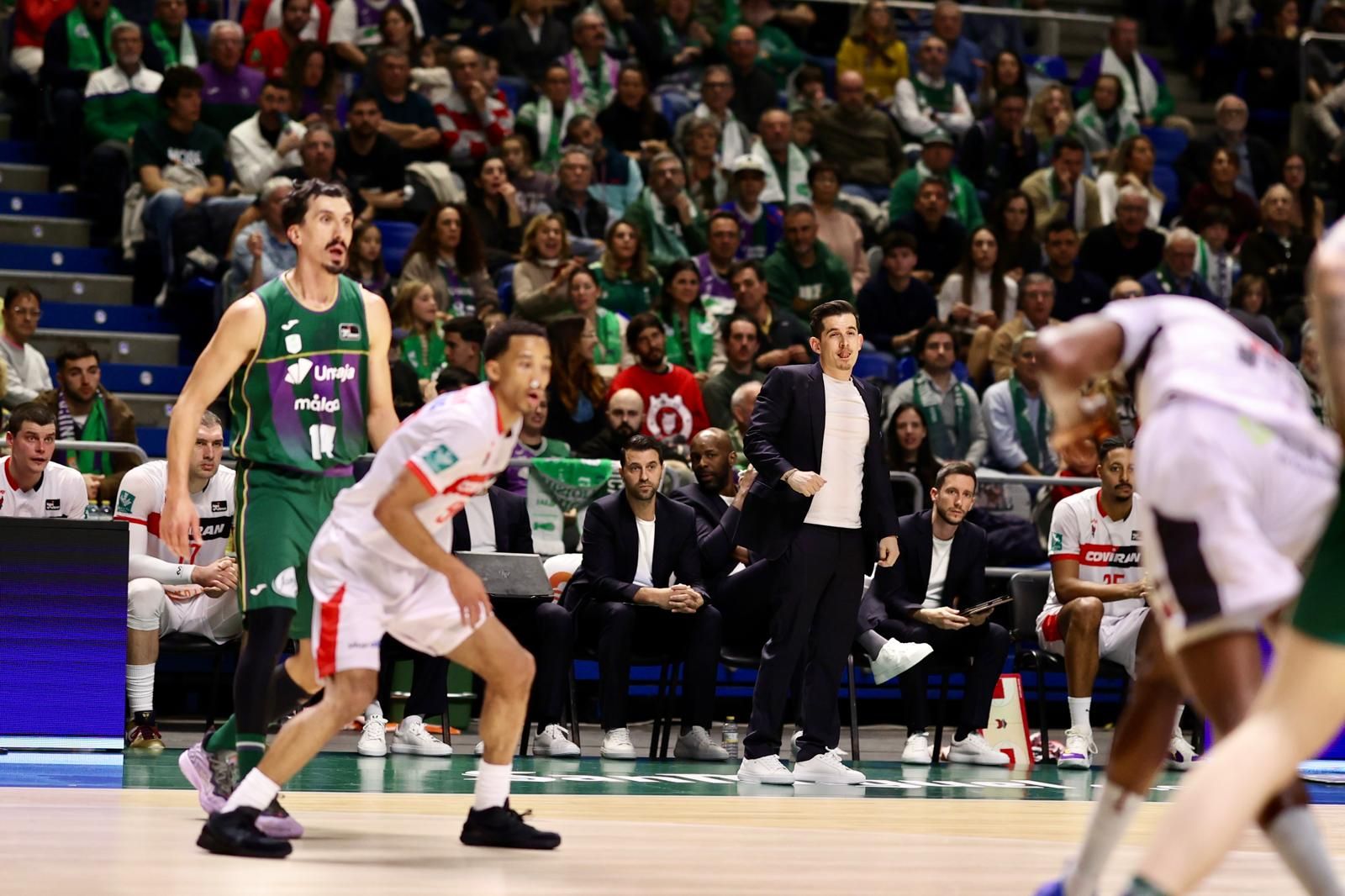 El Unicaja-Covirán Granada, en fotos