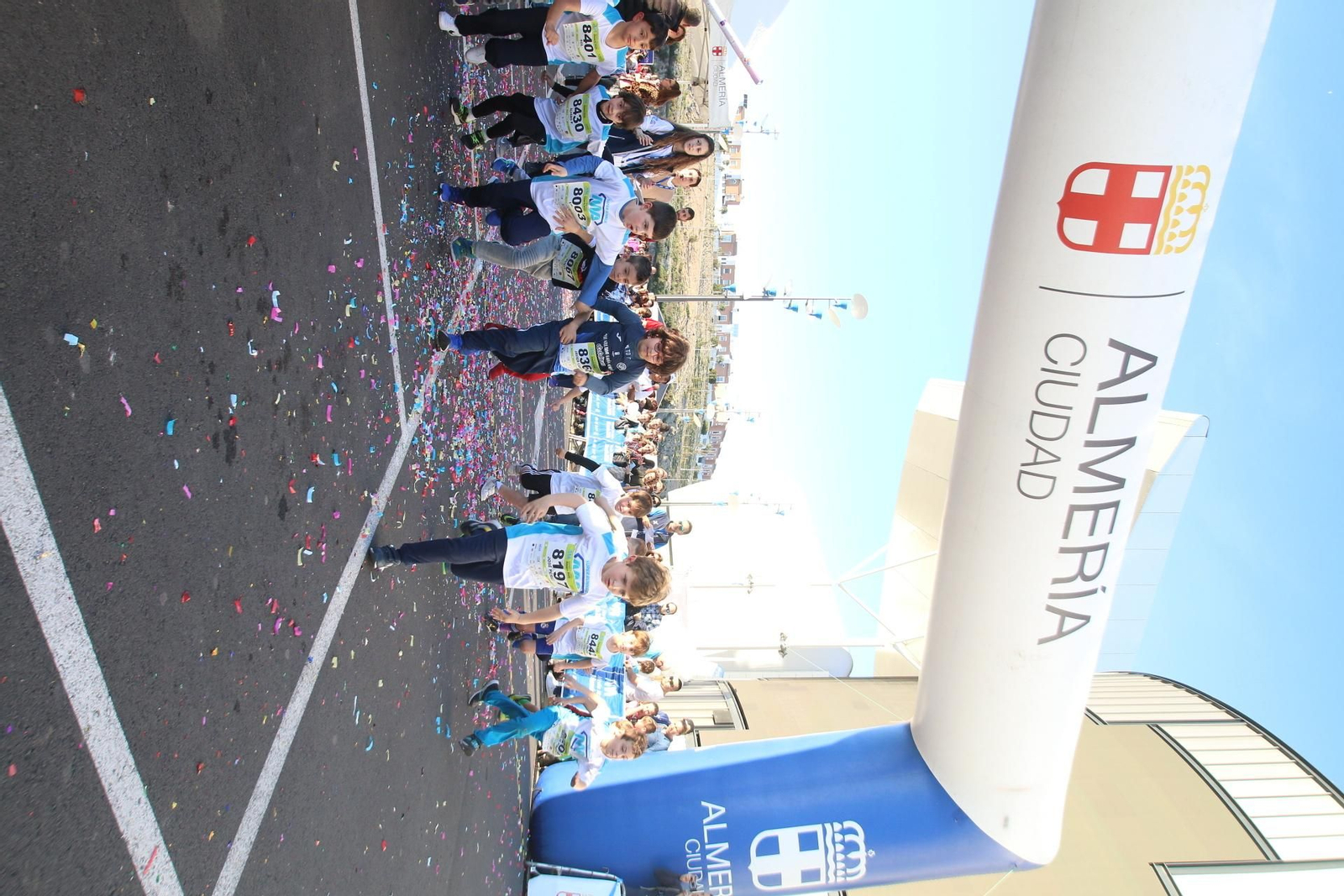 Fotogalería de las carreras infantiles del Medio Maratón de Almería