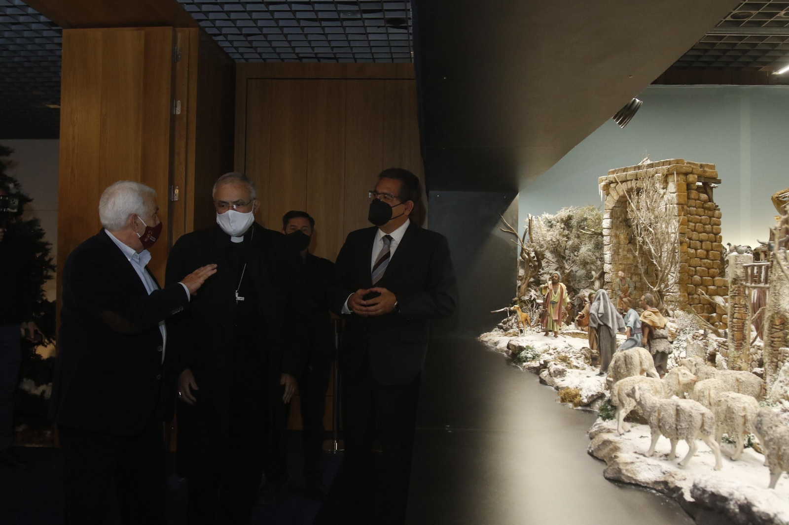 El belén de estilo nórdico de la Fundación Cajasol, en fotografías