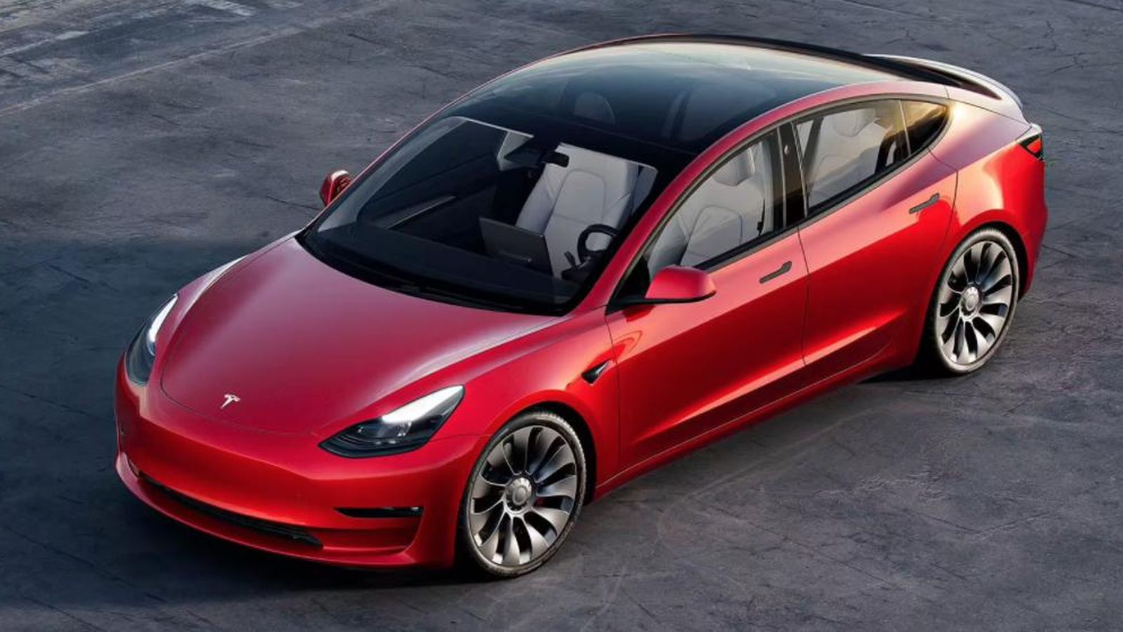Los eléctricos ya rozan el 3 por ciento de las ventas en España. El preferido en 2021 por mayor número de compradores fue el Tesla Model 3.