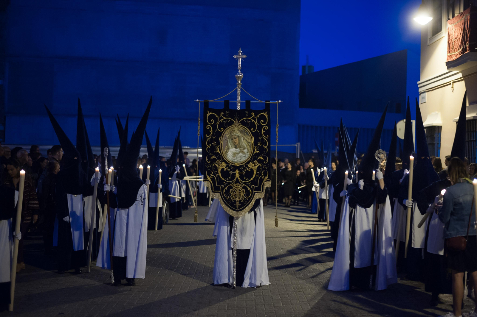 Las fotos de la Estrella en el Martes Santo en Málaga