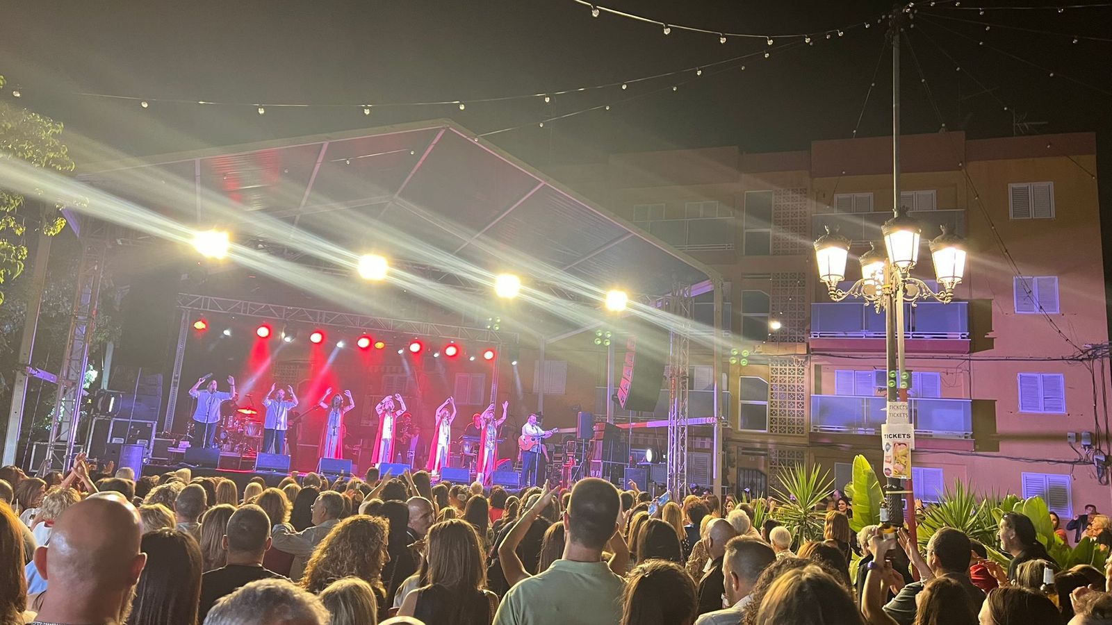 Momento del concierto de Siempre Así.