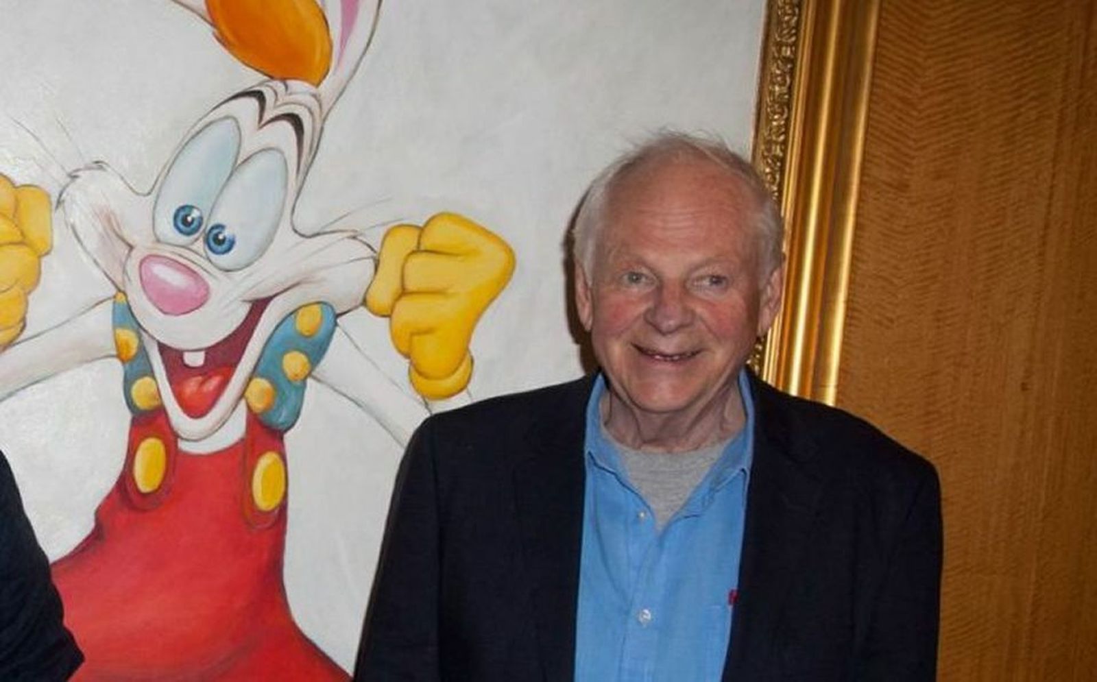 Richard Williams, con su creación Roger Rabbit.