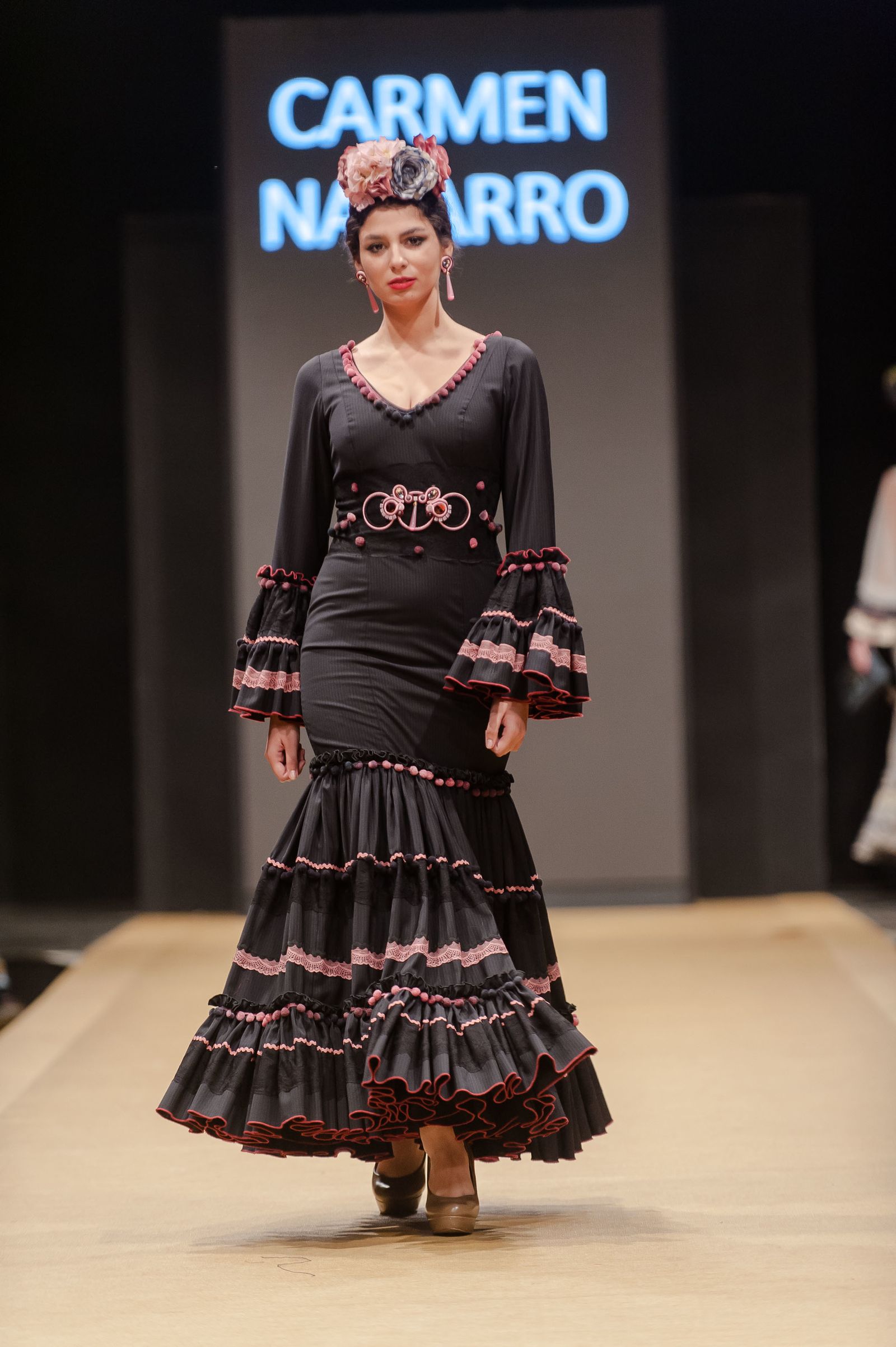 El desfile de Carmen Navarro, en imágenes