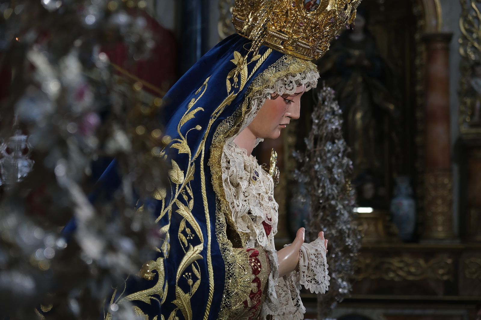 Las imágenes de la veneración a la Virgen de la Salud del Santo Ángel