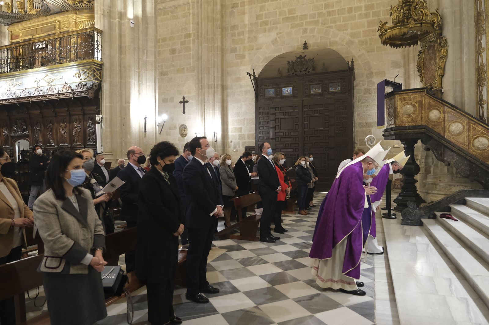 Fotogalería segundo día de triduo a San José. Catedral de Almería.
