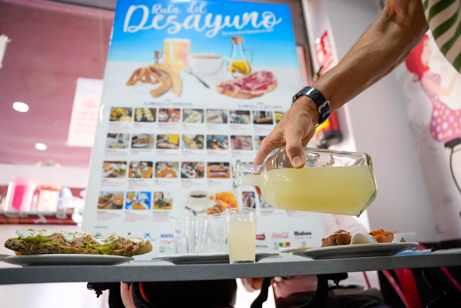 Uno de los desayunos de la ruta en su inauguración.