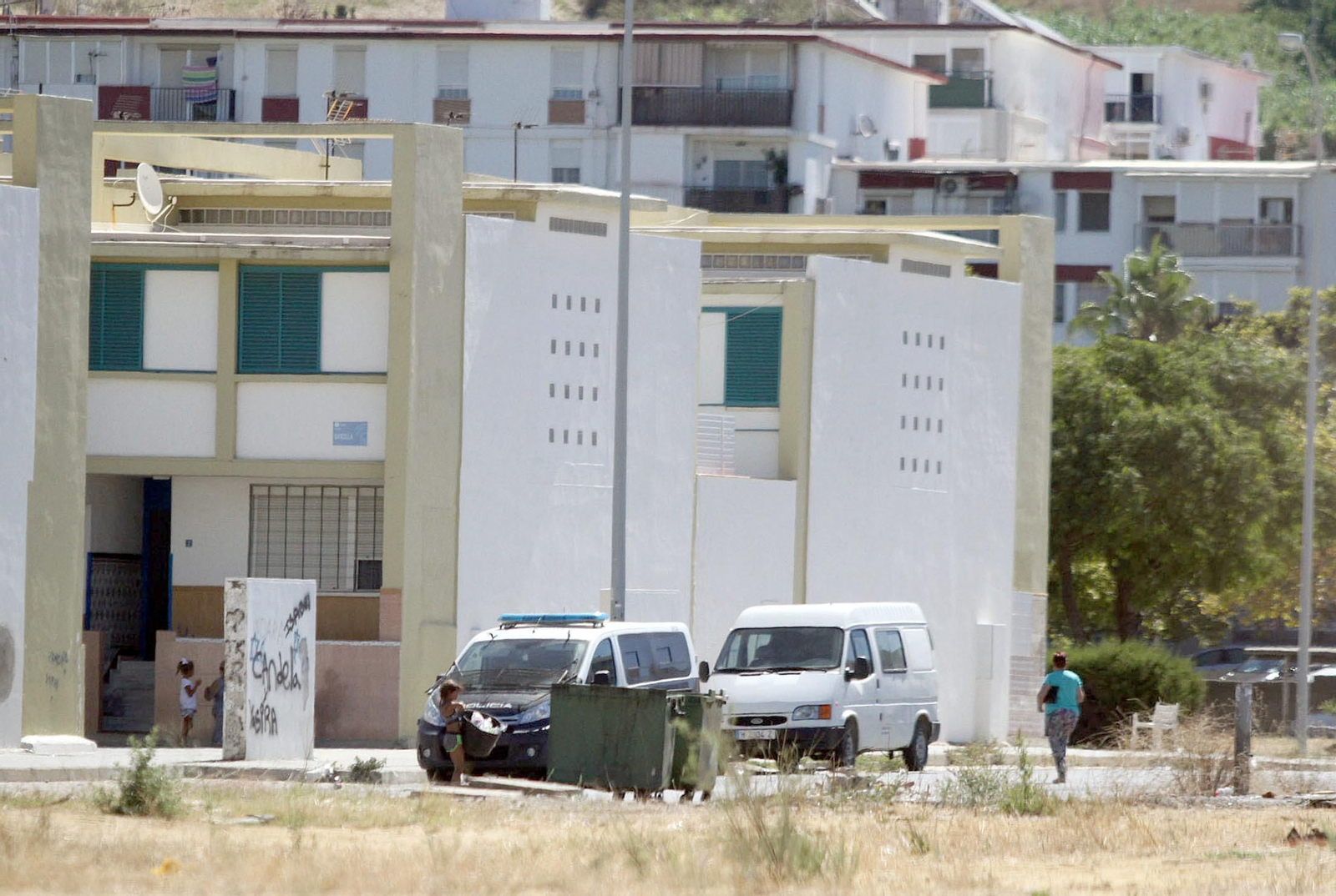 Imágenes de la Policía patrullando en Marismas del Odiel