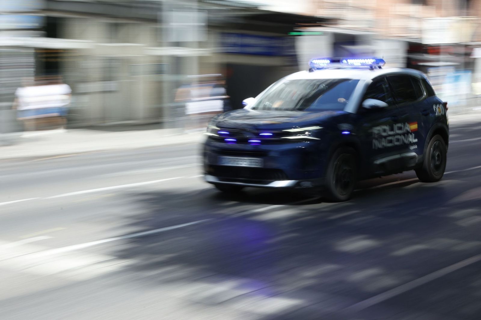 Un detenido por retener a su madre en Madrid después de que la policía tuviera que realizar dos disparos.