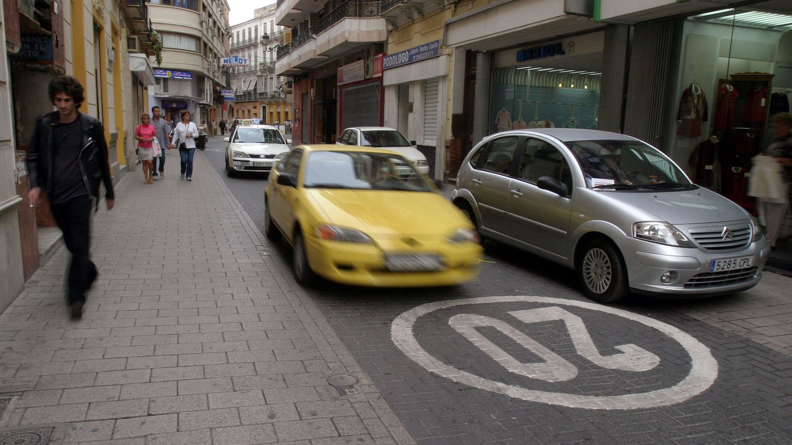 Límites a 20 km en algunas vías de ciudades españolas.