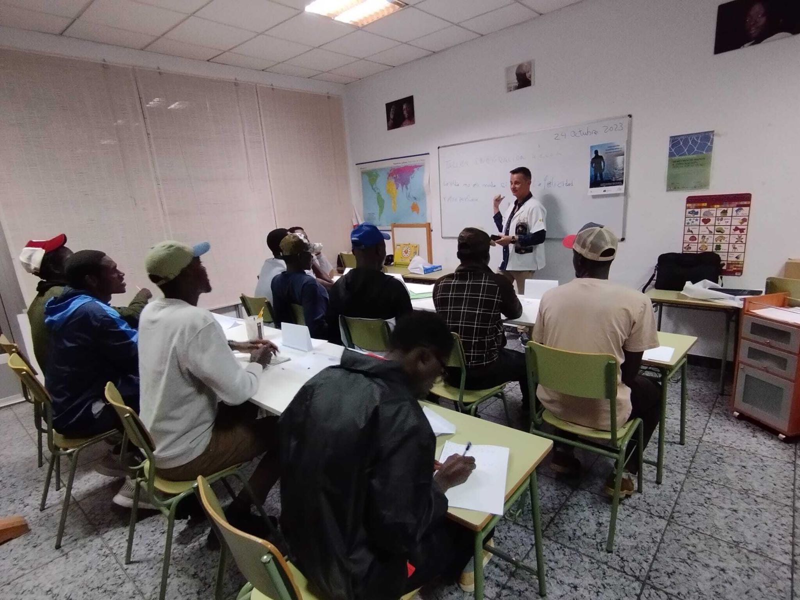 El Área de Gestión Sanitaria Sur del Granada pone en marcha Grupos Socioeducativos dirigidos a personas migrantes