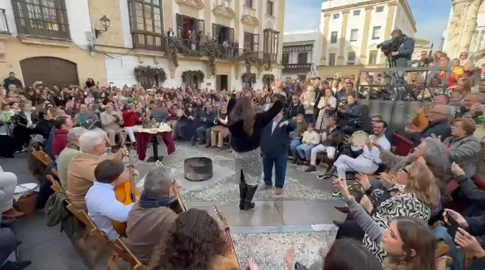 Zambomba BIC en Jerez: El Marinerito Ramiré resuena en La Asunción