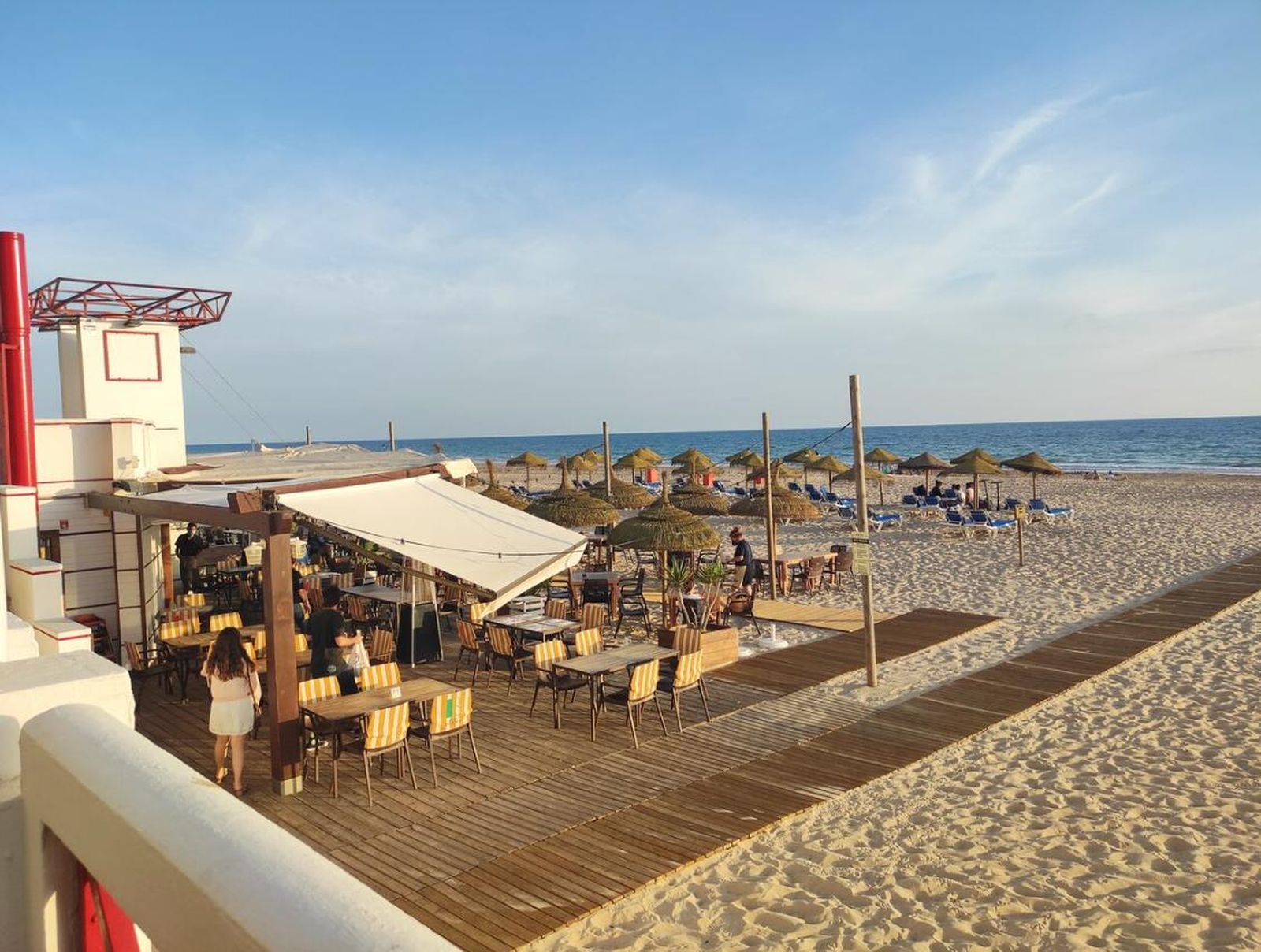 Bebo los vientos, Paseo Marítimo, 12P