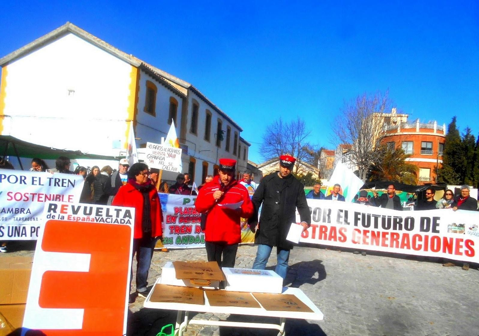 Los estudiantes del Norte de Granada escribirán cartas al presidente del Gobierno para la vuelta del tren