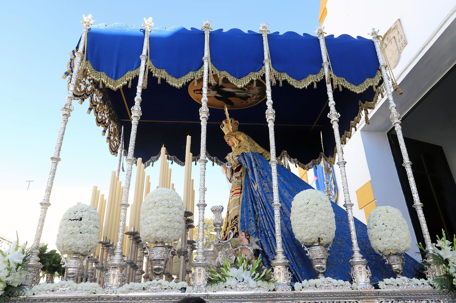 Imágenes de la Virgen de los Dolores en procesión Imágenes de la Virgen de los Dolores en procesión