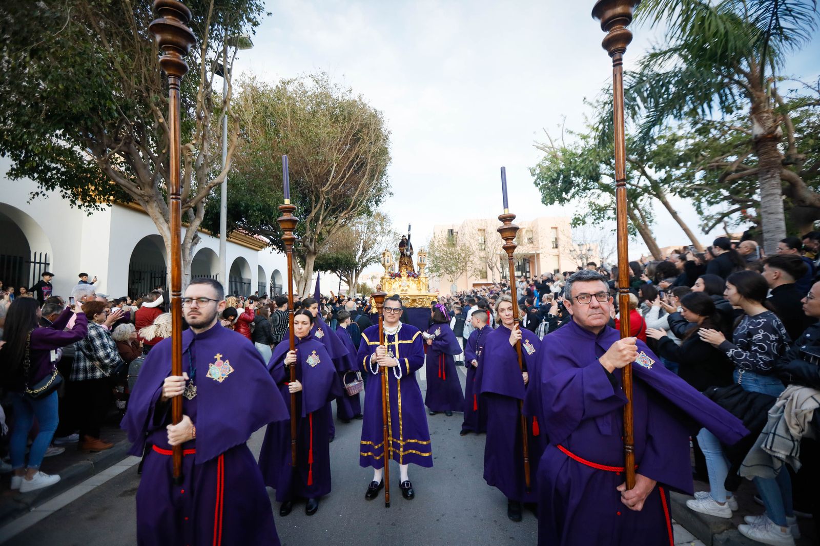 La procesión del Encuentro, en imágenes