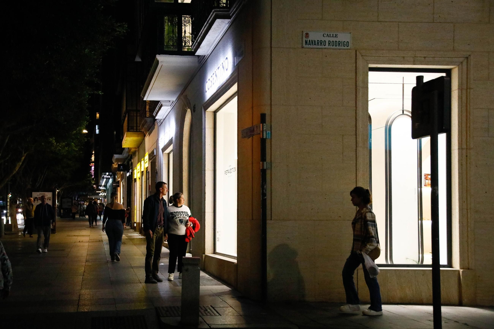 El Cosentino City del Paseo de Almería abre sus puertas: así es este "espacio de inspiración"