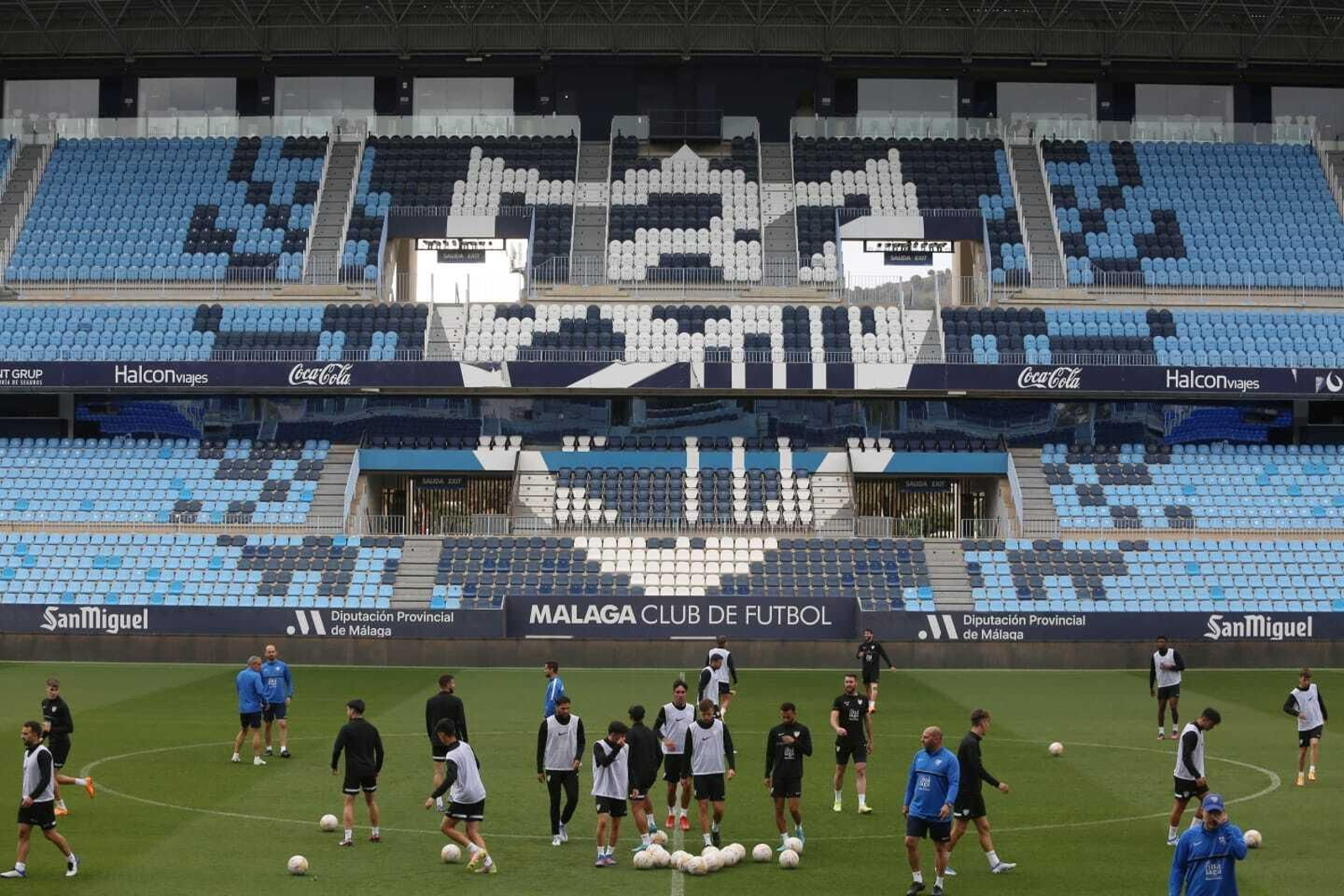 Los blanquiazules, en el entrenamiento de ayer.