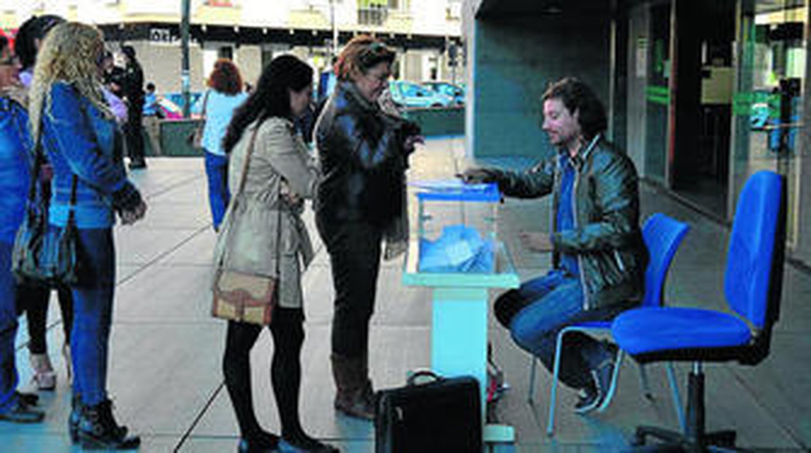 Mejor a por el voto de la calle