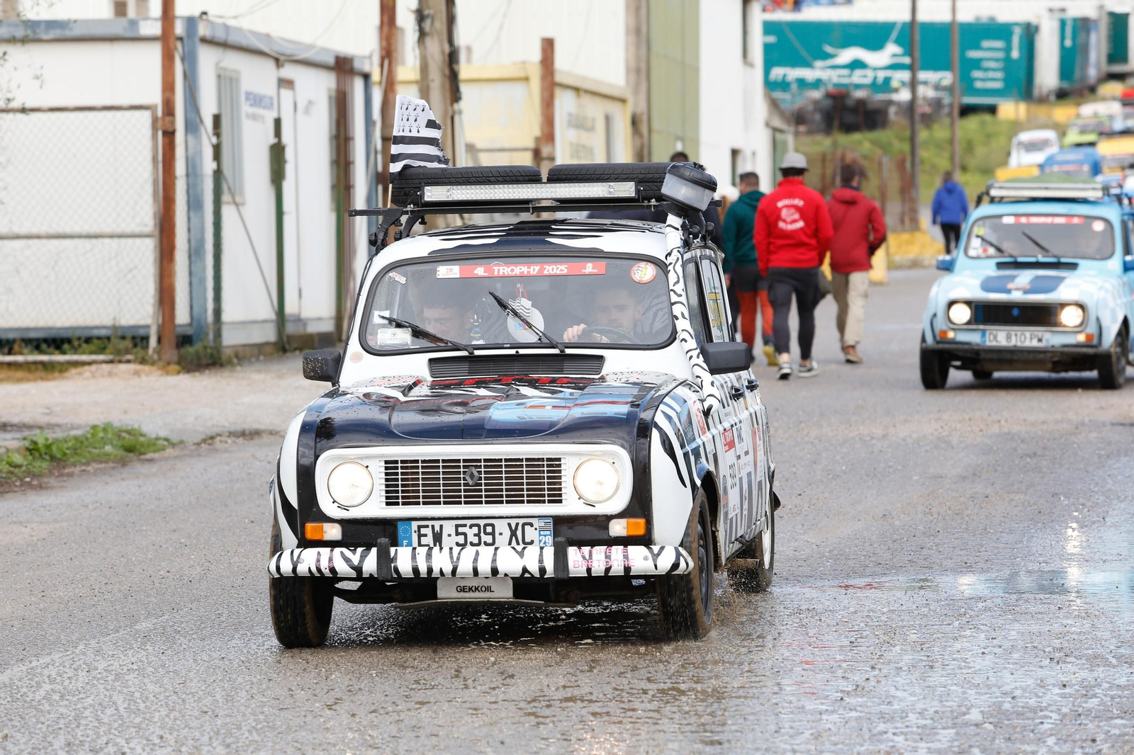 Fotos del rally 4L Trophy