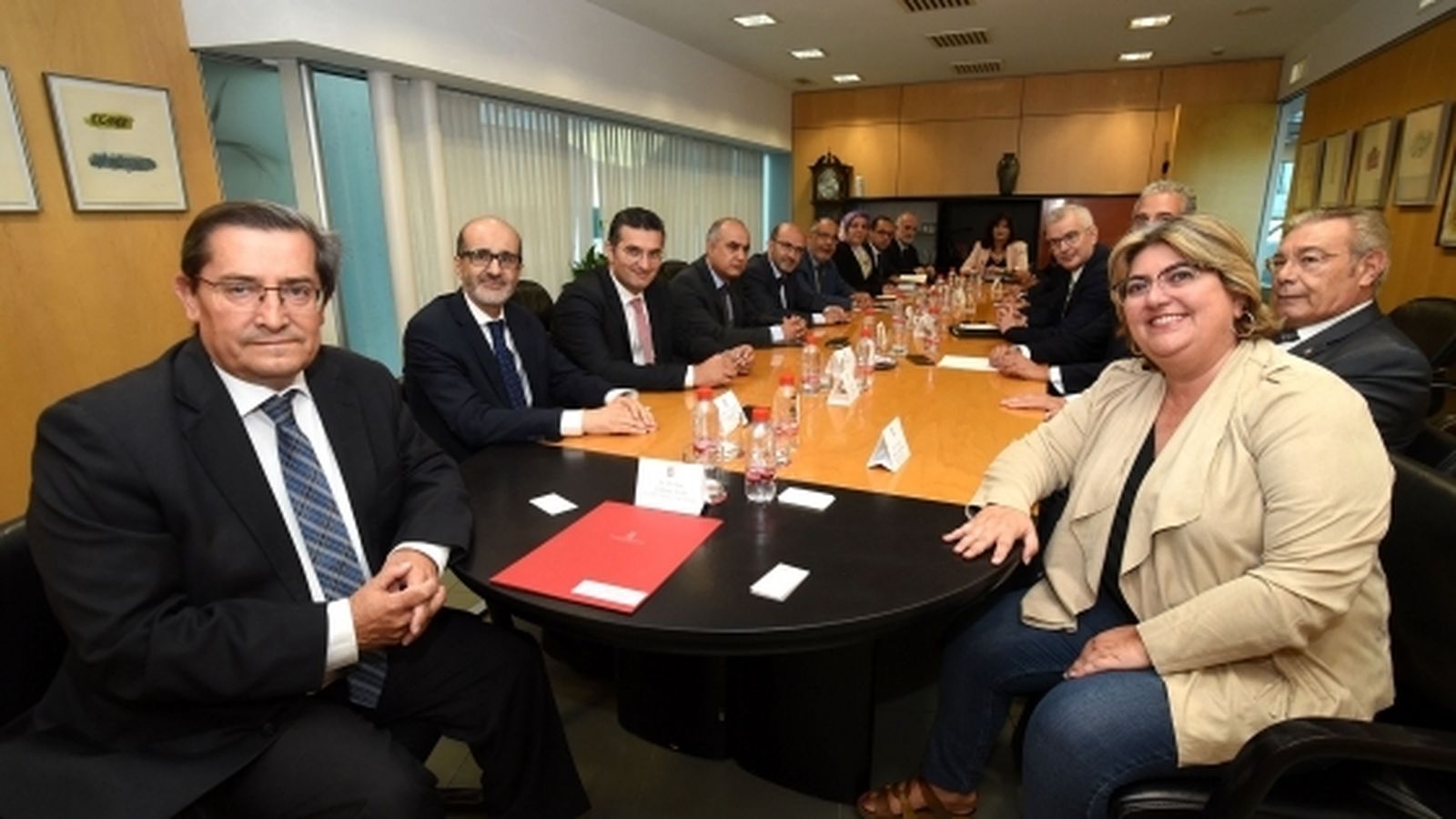 Reunión en la Diputación