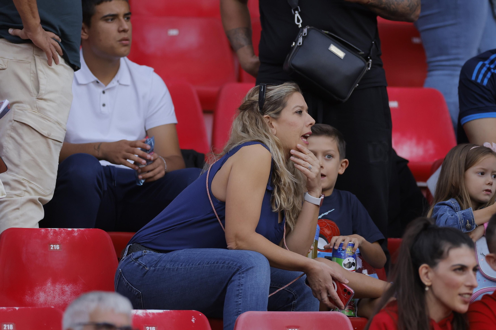 Búscate en las fotos del Sevilla-Madrid