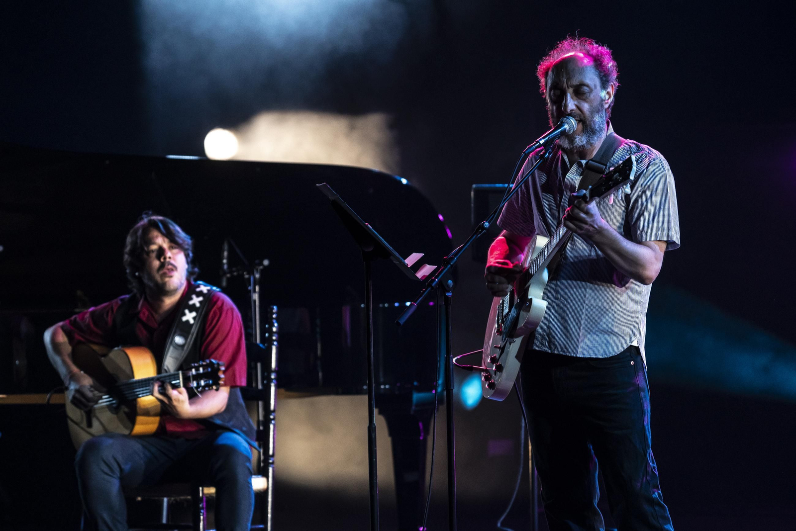 Los Planetas actúan en el Baluarte de Pamplona.