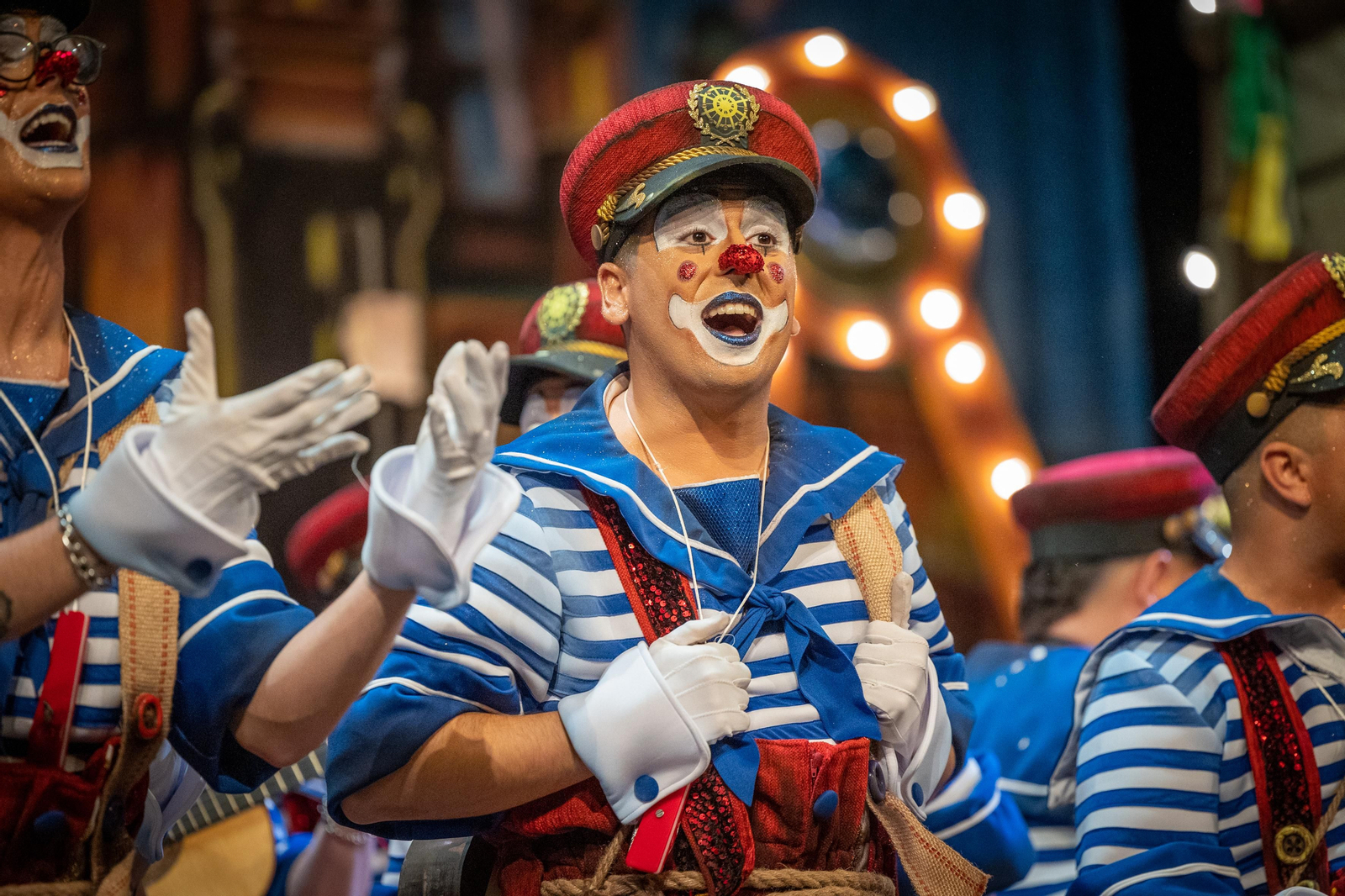 Comparsa 'Y seguimos cantando'